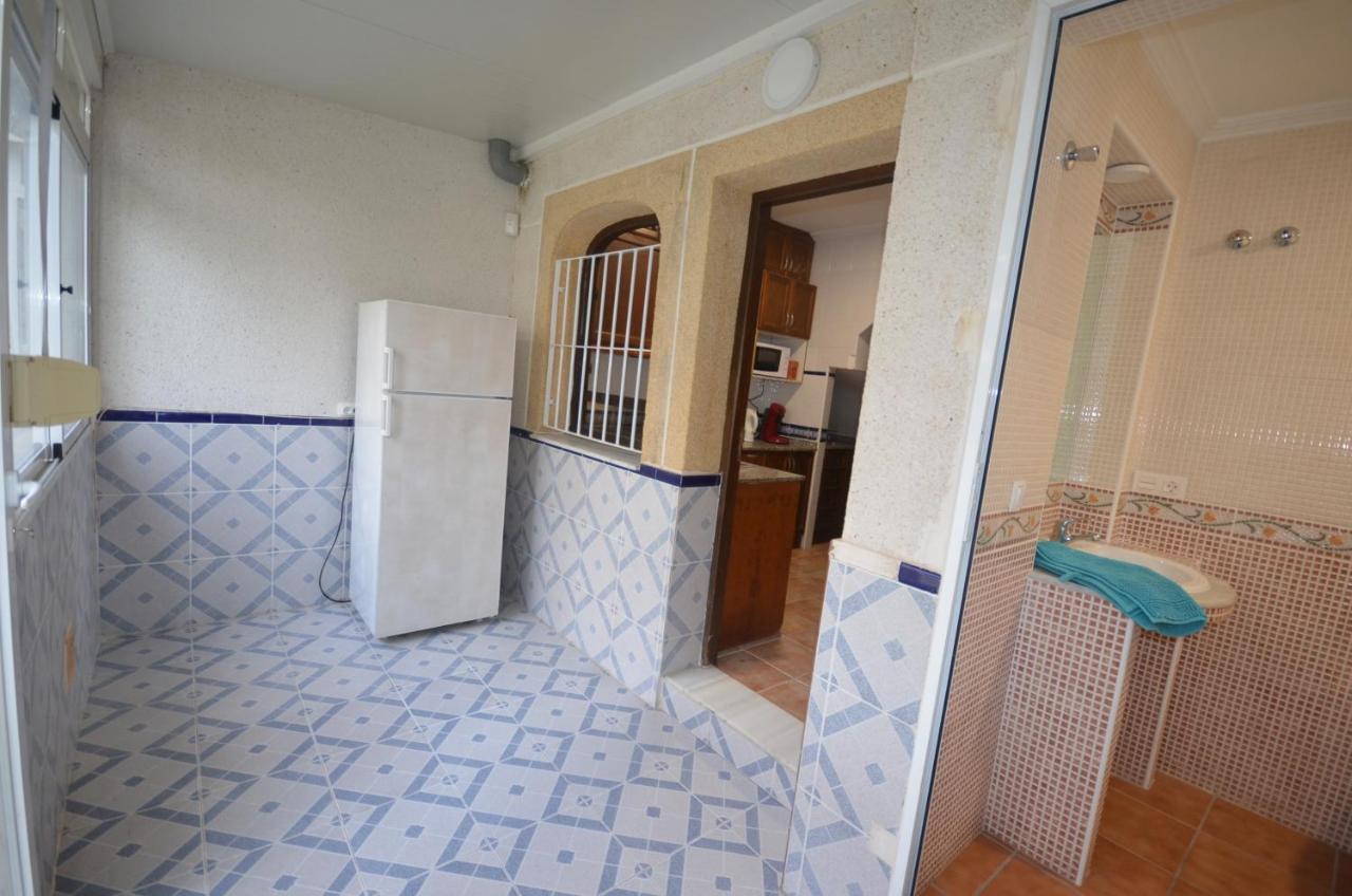 Villa Agradable Adosado Con Piscina, Duchas Hidromasaje Torrevieja Esterno foto