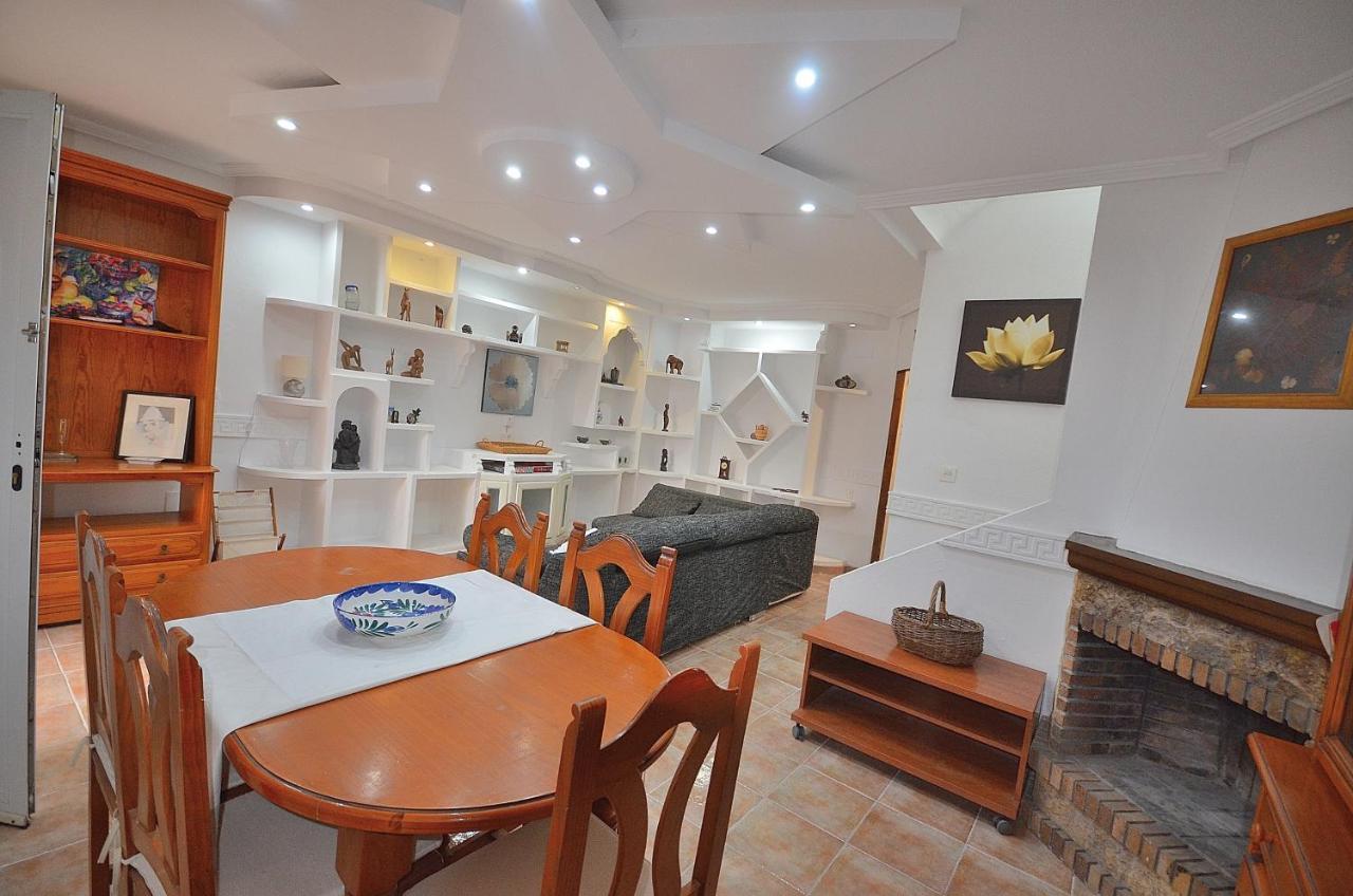 Villa Agradable Adosado Con Piscina, Duchas Hidromasaje Torrevieja Esterno foto