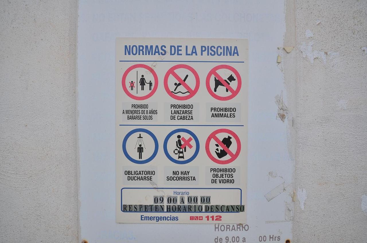 Villa Agradable Adosado Con Piscina, Duchas Hidromasaje Torrevieja Esterno foto